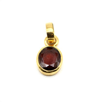 gomed pendant