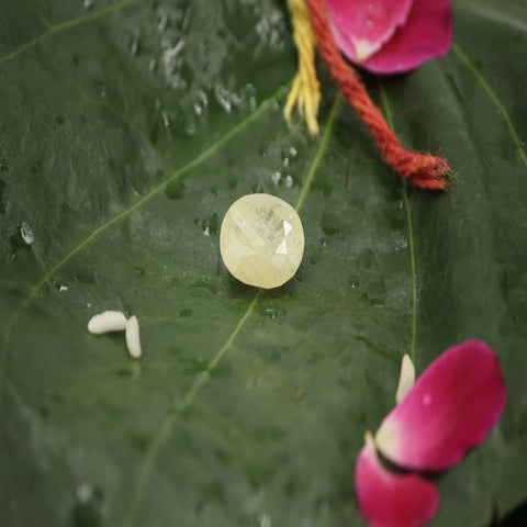 Pukhraj (Yellow Sapphire) Gemstone - Standard