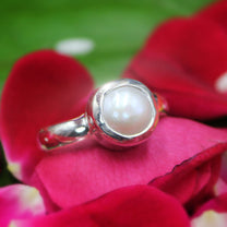 Moti (Pearl)