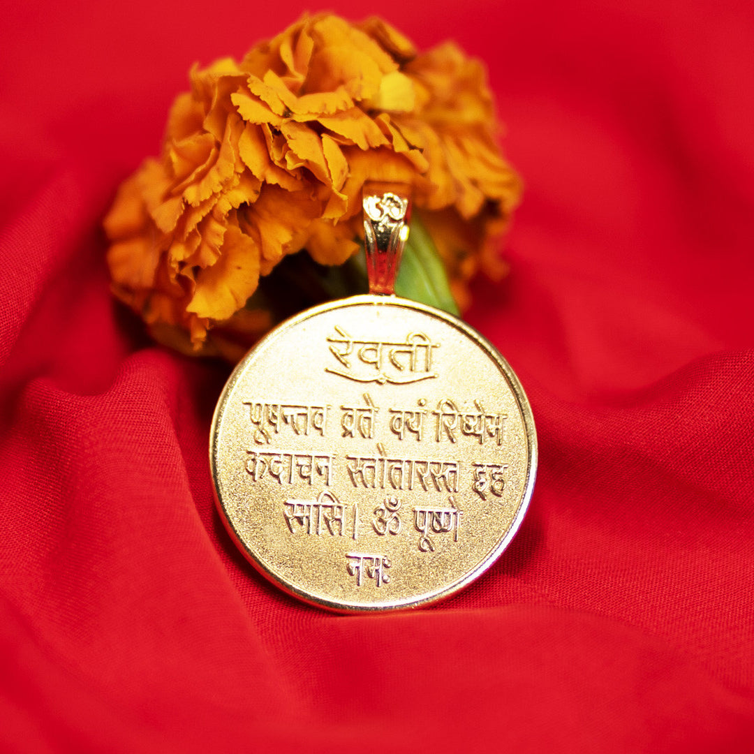 revati nakshatra locket